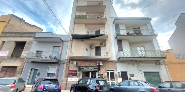 RIF. 129 Via Lecce 65 zona centrale San Giorgio Ionico (Ta)