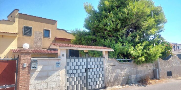 Rif. 134 – Villetta semi indipendente località balneare Tramontone in Lama, Taranto.